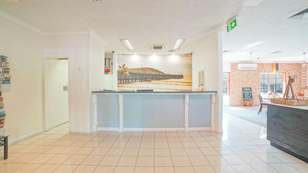 Country 2 Coast Motor Inn Coffs Harbour Exteriör bild