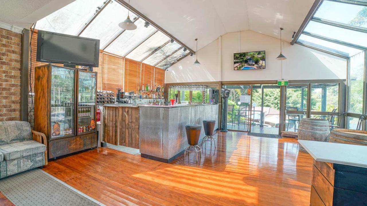 Country 2 Coast Motor Inn Coffs Harbour Exteriör bild