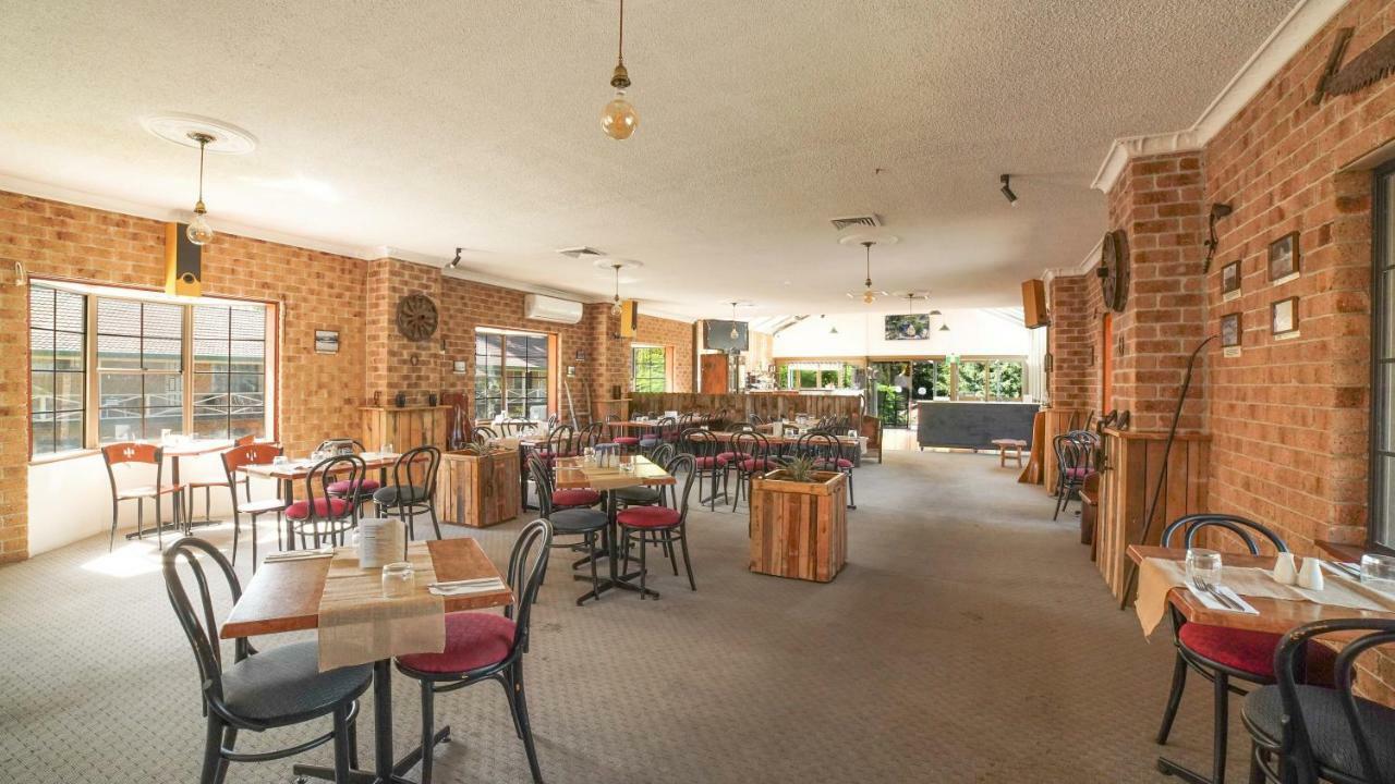 Country 2 Coast Motor Inn Coffs Harbour Exteriör bild